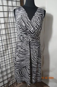 NWT Ann Taylor Black /White Mock Wrap Sleeveless Dress Size Medium - Picture 1 of 9