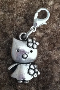 Bird in Dress Charm Silver Alloy Jewelry Scrapbooking Animals 1" - Picture 1 of 1