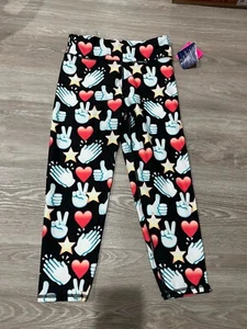 NWT! GAP Kids Fit Leggings Capris  Hearts  Size XL - Picture 1 of 2