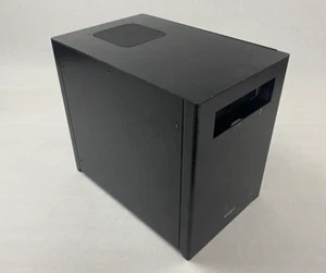 Lian Li PC-Q27 ITX Computer Case w/ Corsair CS750M 750W Power Supply - Picture 1 of 13