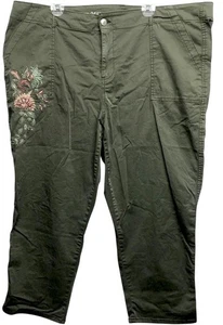 Westport 24W green floral embroidered stretch signature fit boyfriend pants - Picture 1 of 7