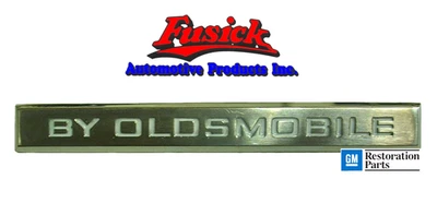 Olds Toronado 1966-1967 emblema de maletero 'BY OLDSMOBILE' Foto 1 de 2