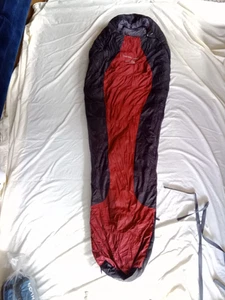 Gelert Cheetah Down 1800 Sleeping Bag - Picture 1 of 4