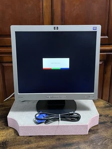 HP L1706 17" LCD Computer Monitor VGA 1706 Power Cord & VGA Cable Incl- Works! - Picture 1 of 11
