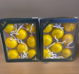 Weihnachten von Krebs 2 1/2" Vintage Glas Ornamente 2 Boxen 12 insgesamt hellgelb - Bild 1 von 3