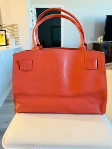 Genuine Furla women's tote handbag new w/o tag unique coral color. Made in Italy - Picture 1 of 4