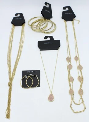 Nuevo Lote de Joyería Pendientes Collar Pulsera Oro de Kohls nuevo con etiquetas #LOTE16 Foto 1 de 3