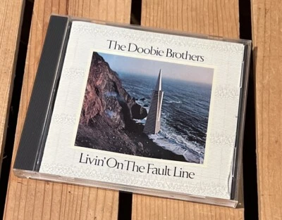 Doobie Brothers Livin’ On The Fault Line SACD Super Audio CD Hybrid Japan - Image 1 of 4