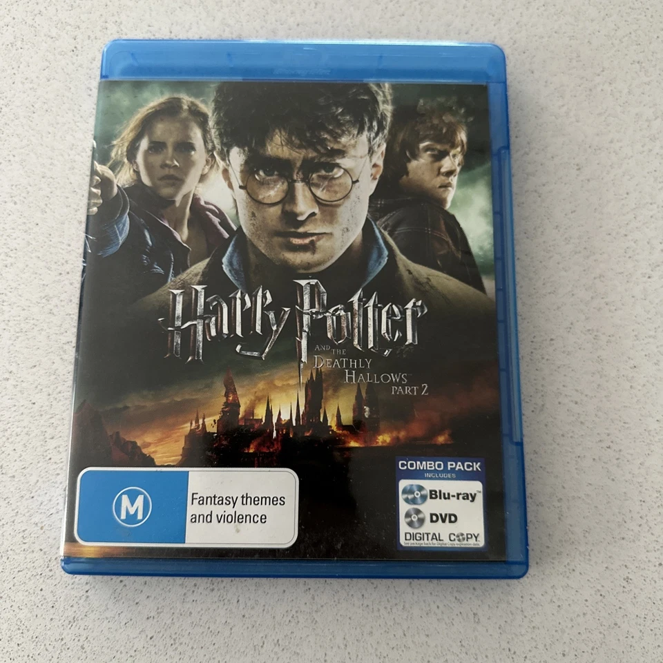 Harry Potter And The Deathly Hallows : Part 2 (2 Blu-Ray + DVD set) Free Post - image 1 of 1