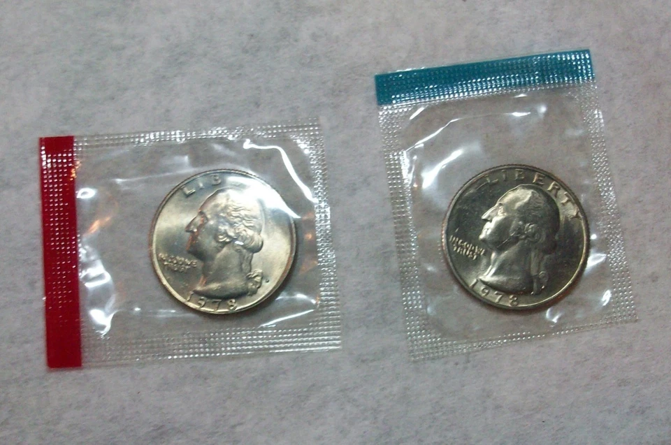 1978 Philadelphia and Denver Washington Quarter .25 Uncirculated Red & Blue - Image 1 of 1