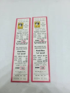 Pair of Vintage Pittsburgh Pirates Three Rivers Stadium Ticket Stubs - Picture 1 of 2