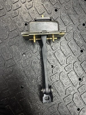 Mercedes-Benz W163 ML320 ML430 ML55 1998-2006 puerta delantera derecha o izquierda comprobación Foto 1 de 4