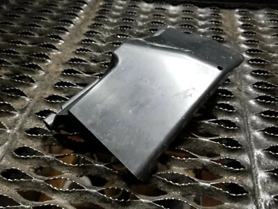 11 12 13 14 DODGE AVENGER 2,4 L Caja de fusibles Protector contra salpicaduras Panel protector OEM Foto 1 de 4