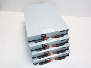 LOT OF 4X IBM STORWIZE SAS EXPANSION CONTROLLER 00Y2527 R0636-F0004-01 - Picture 1 of 6