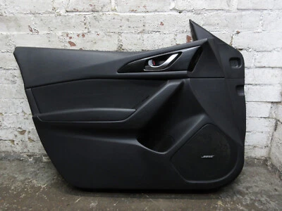 Tarjeta Mazda 3 Sport 2014 navegación BM MK3 4 puertas berlina puerta delantera izquierda Foto 1 de 4