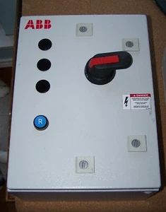 Motor de arranque combinado montado ABB P/N: AF121F2-2E11 Rittal Box stock antiguo - Imagen 1 de 7