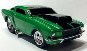 MUSCLE MACHINES 1966 FORD MUSTANG 1/64 DIECAST - 66 MUSTANG GREEN - Picture 1 of 3