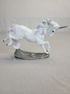 Figura de porcelana fina unicornio Love’s Delight de colección 1989 Princeton Gallery - Imagen 1 de 5