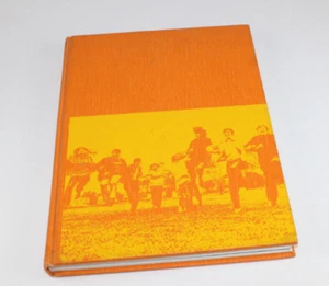 1973 "Ottawan" Ottawa University Yearbook Kansas Year Book OU no writting - Picture 1 of 9