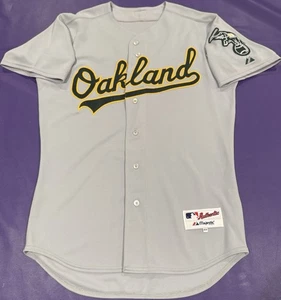 Autentica maglia Oakland Athletics On Field Game Cut Road grigia Majestic 44 - Foto 1 di 5