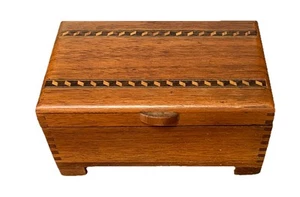 ANTIQUE Inlaid Wood Trinket MUSIC Jewelry BOX circa - 1910 - Works Italian - Picture 1 of 13