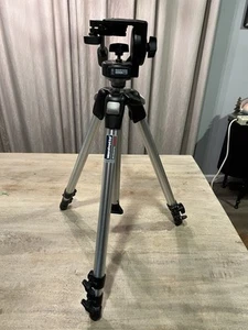 Manfrotto Tripod 3001N and Manfrotto 3130 Fluid Head . No Quick Release Plate - Picture 1 of 16