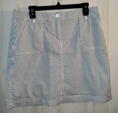 EXCELLENT WOMENS KAREN SCOTT BLUE & WHITE PINSTRIPE SKORT W/ POCKETS  SIZE 6 - Image 1 of 3