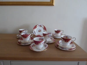 Paragon Rockingham Red Tea/Coffee Set - 6 trios - Picture 1 of 7
