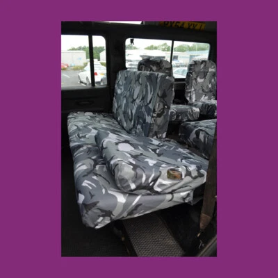 Fundas de asiento traseras dobles grises DPM camufladas Land Rover Defender 110 1983-07 Foto 1 de 4