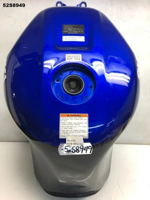 SUZUKI GSXR 1000 GSXR 750 2001 - 2002 FUEL TANK GENUINE OEM LOT52 52S8949 - Image 1 of 4