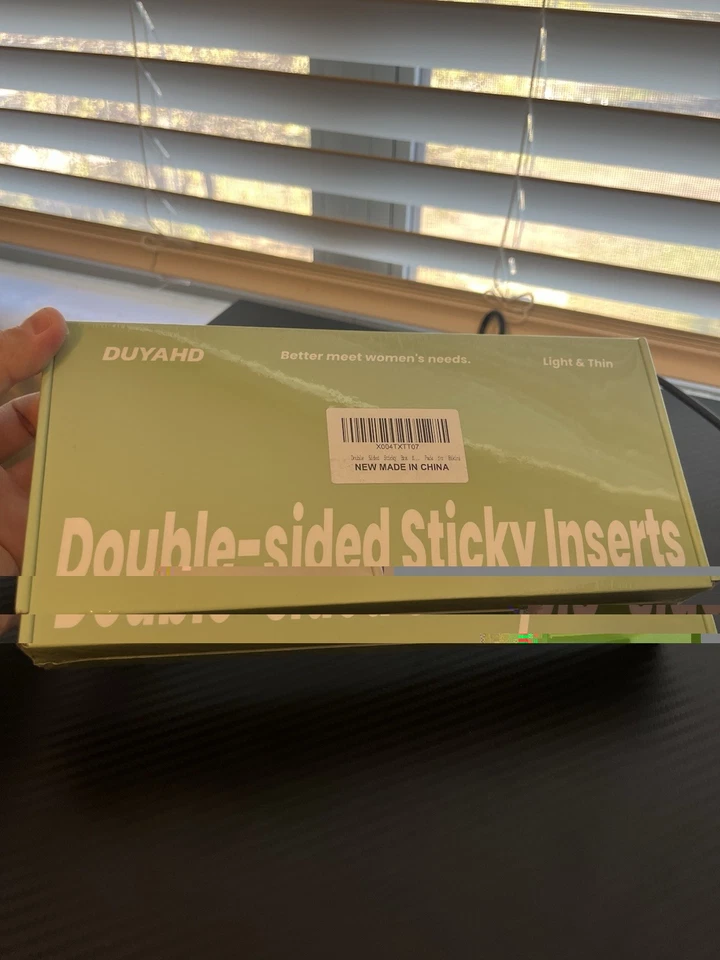 Sujetador adhesivo de doble cara para senos grandes Foto 1 de 4