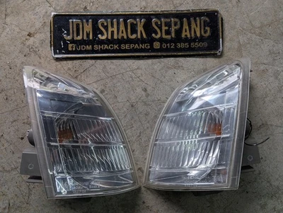 NISSAN XTRAIL T30 Corner Lamp ASEMBLEY ORIGINAL - Image 1 of 2