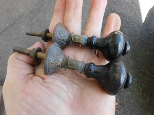 2 VINTAGE DRAWER PULLS WOOD AND COPPER HINGED - Picture 1 of 5