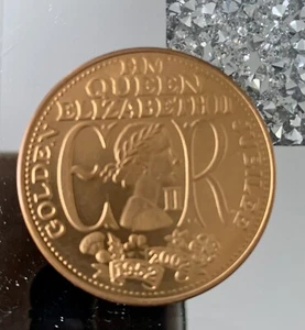 1952 - 2002 Queen Elizabeth II Golden Jubilee Coin Medal - London Mint - Royalty - Picture 1 of 4