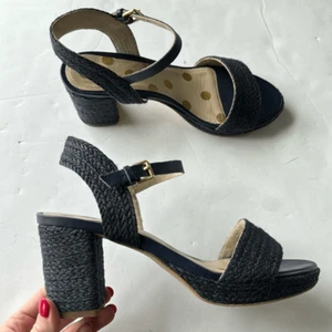 Boden Womens Sz 39 / US 8 Constance Block Heels Navy Raffia Cottagecore Summer - Picture 1 of 13