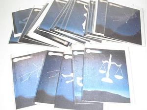 Gros Lot Déstockage 35 Cartes Signes Astrologique Relief + Enveloppe - Imagen 1 de 1