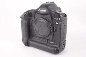Canon EOS 1D II N 8.2MP Digital SLR Camera Body Only #T-04429 - Picture 1 of 8