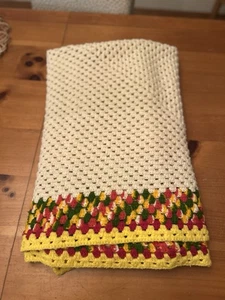 Vintage Handarbeit Retro gehäkelt afghanisch Überwurf Oma Kern MCM Urlaub Farben 49x53 - Bild 1 von 9