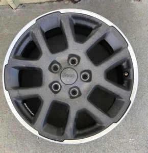 2020-2024 Jeep Gladiator 18x7.5 Factory OEM Wheels 6KC89TRMAA - Picture 1 of 4