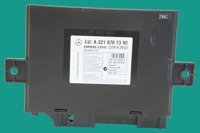 07-2013 Mercedes S550 S63 CL63 Keyless Go Control Module Unit 2218707392 - Image 1 of 4