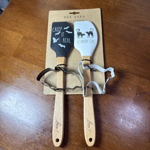 NUOVE SPATOLE Rae Dunn Scaredy Cat & Creep It Real FULL SIZE CON TAGLIABISCOTTI - Foto 1 di 7