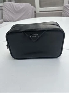 Original Tommy Hilfiger Black Handbag Genuine Leather - Picture 1 of 4