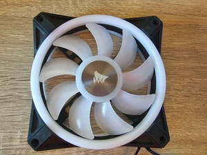 Wentylator rgb Corsair QL120 (NOWY) - Zdjęcie 1 z 2