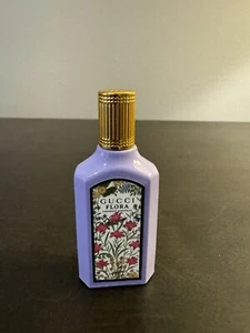 Gucci Flora Gorgeous Magnolia Eau de Parfum 5 ml .16 oz Travel Size NEW - Picture 1 of 2