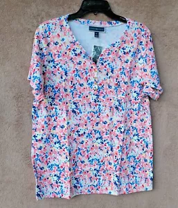 *NUOVO* Karen Scott divertente colorato floreale bianco top collo Henley manica corta - nuovo con etichette - Foto 1 di 23