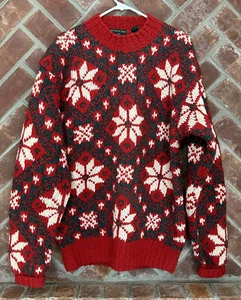 Hand Knit Wool Sweater Ski Mens Medium Red Thick Chunky Snowflake Club Room - Picture 1 of 7