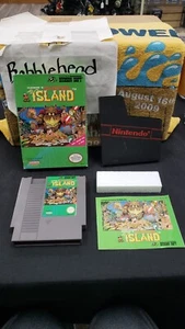CIB ADVENTURE ISLAND NINTENDO NES VIDEO GAME COMPLETE IN BOX W/ PROTECTOR CASE - Picture 1 of 10