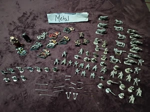 Seltenes Metall Figuren Lot | Warhammer Style D&D Figuren Minis mit Waffen Armee - Bild 1 von 24