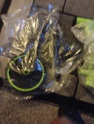 Triciclo Besrey 5 en 1. Caja abierta. Nuevo nunca usado Foto 1 de 4