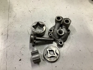 2005 05 YAMAHA YFZ 450 OEM OIL PUMP PARTS - Picture 1 of 1